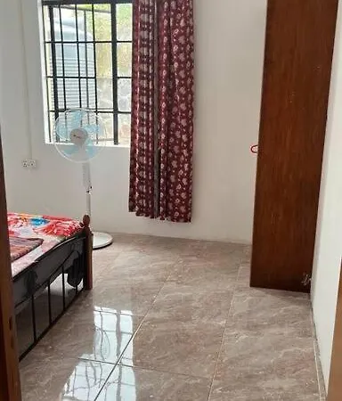Cozy Home In Baie Malgache